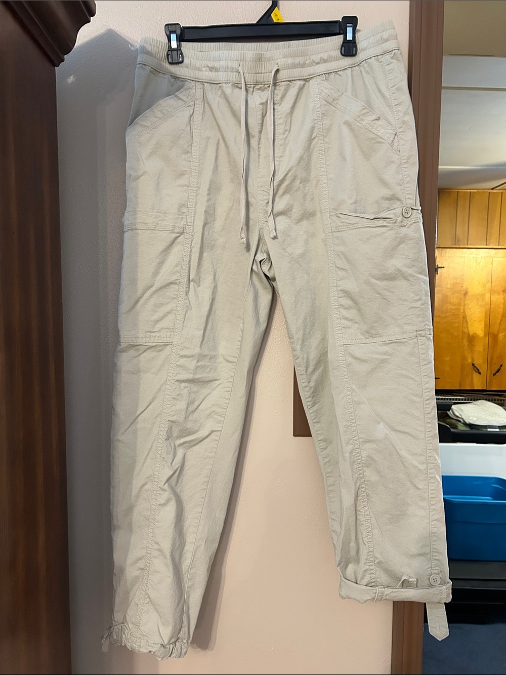 Women's Cargo Jogger Pants - Light Beige